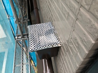 枯れ葉除け板金
