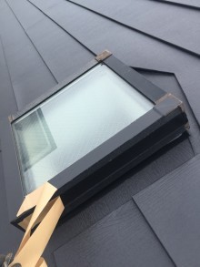 防水テープ貼り