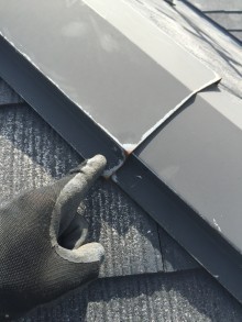 棟板金の釘浮き