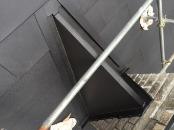 納まり
