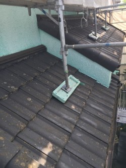 下屋根