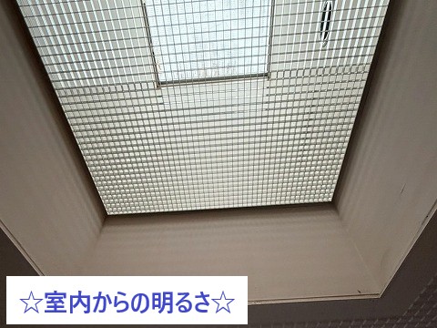 室内から見た天窓