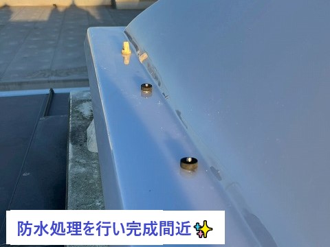 八潮市　トップライトの交換工事も完成間近✨