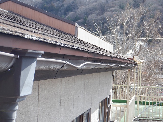雨樋歪み
