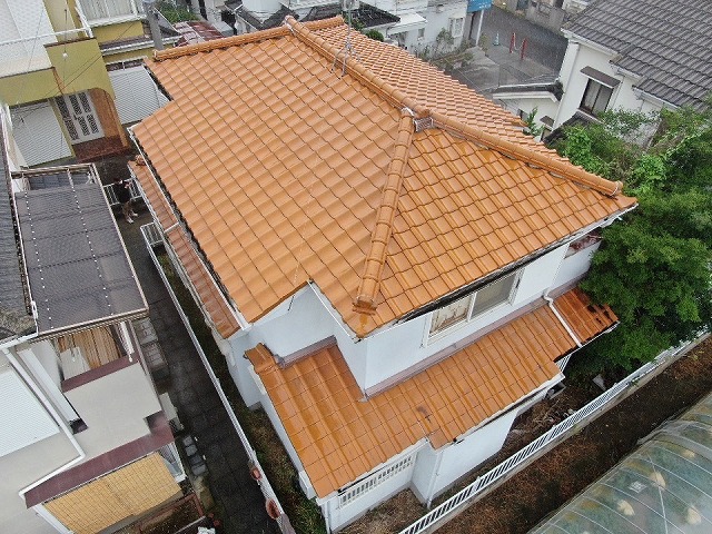 越谷市で屋根のズレ調査と雨樋・外壁塗装調査